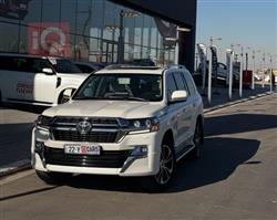 تويوتا لاندكروزر